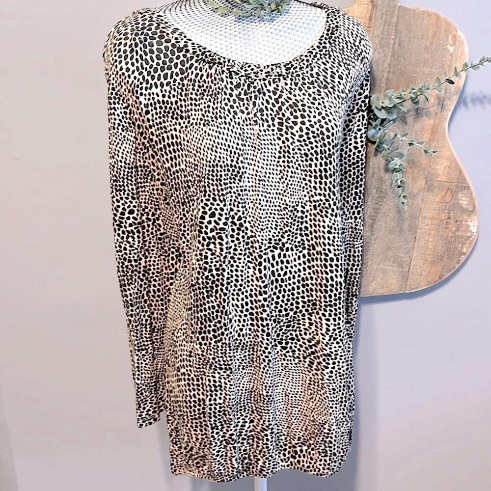 Croft and Barrow long sleeve cheetah blouse XL nylon spandex